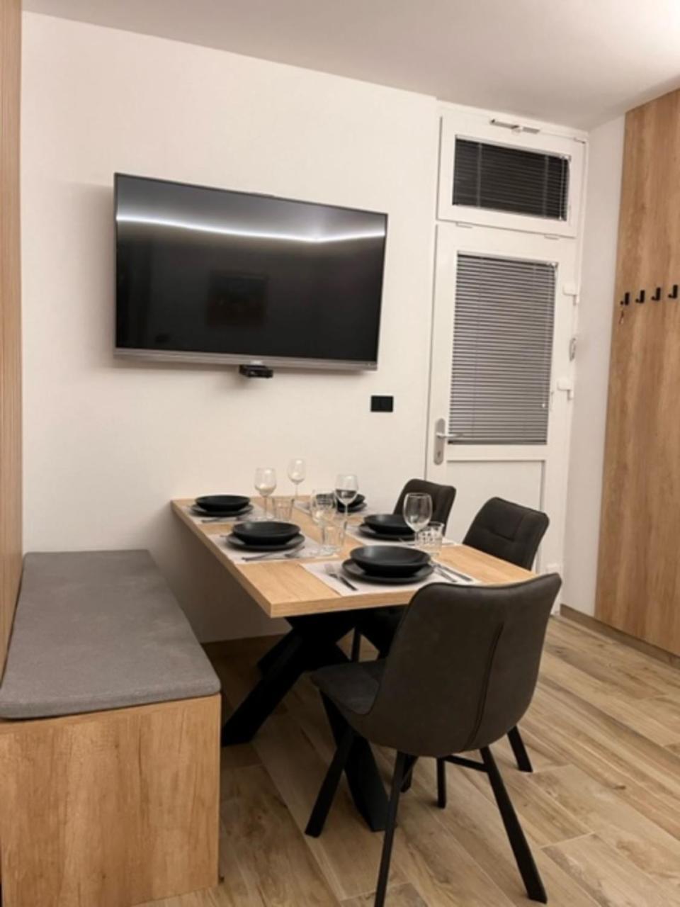 Apartma Nika Pobegi Extérieur photo